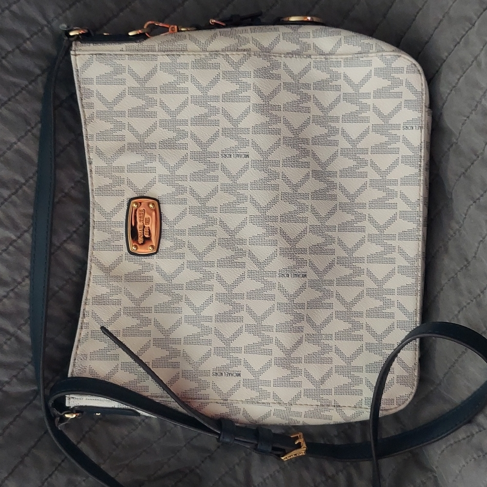 Michael Kors Crossbody